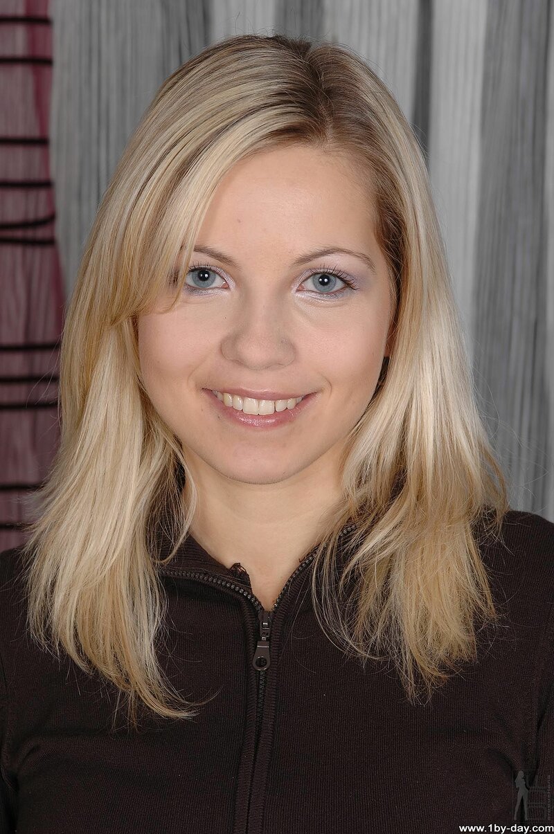 Елизавета, 19 лет, 1 размер груди